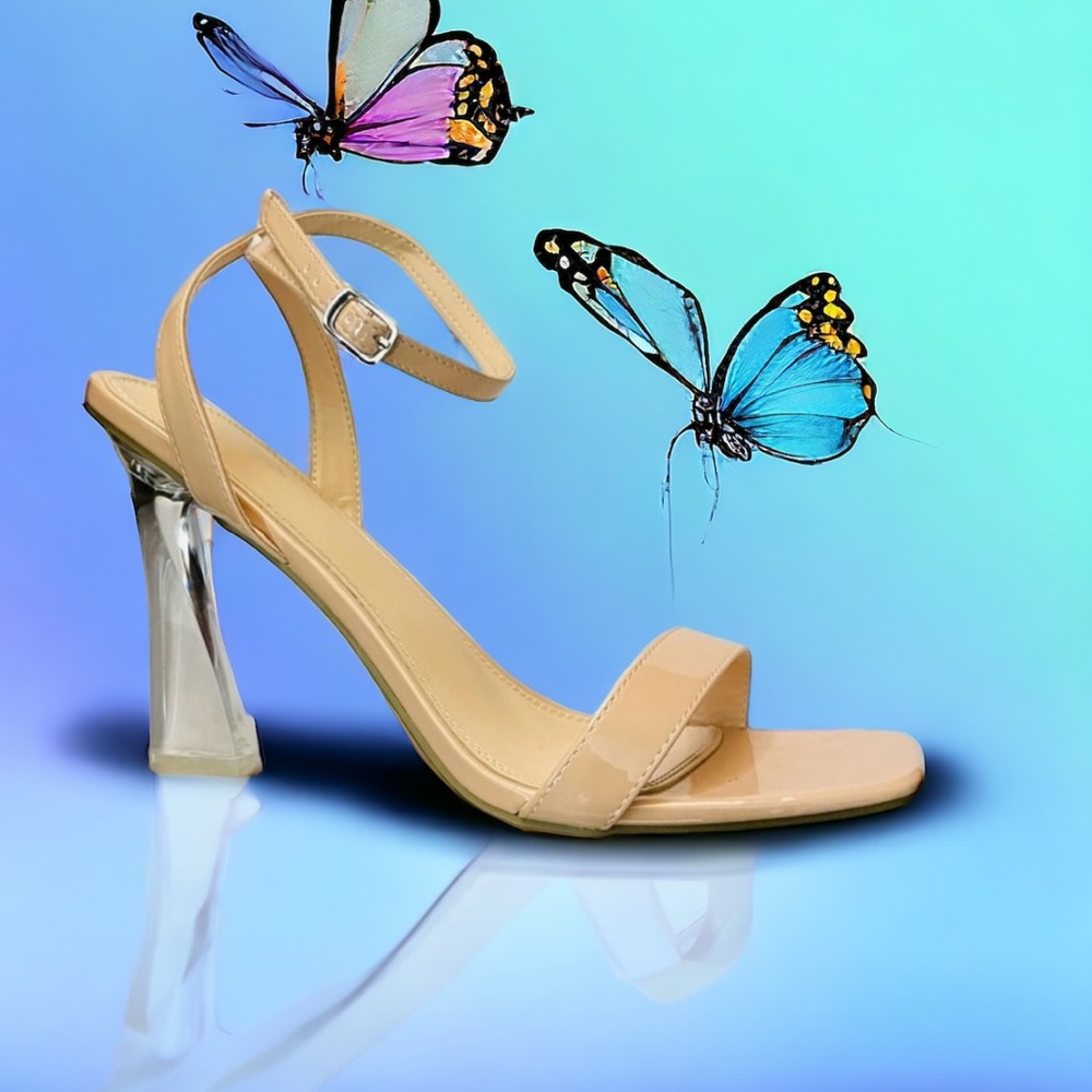 HOT TOMATO Lovely Heels • Size 12 Wide • Women